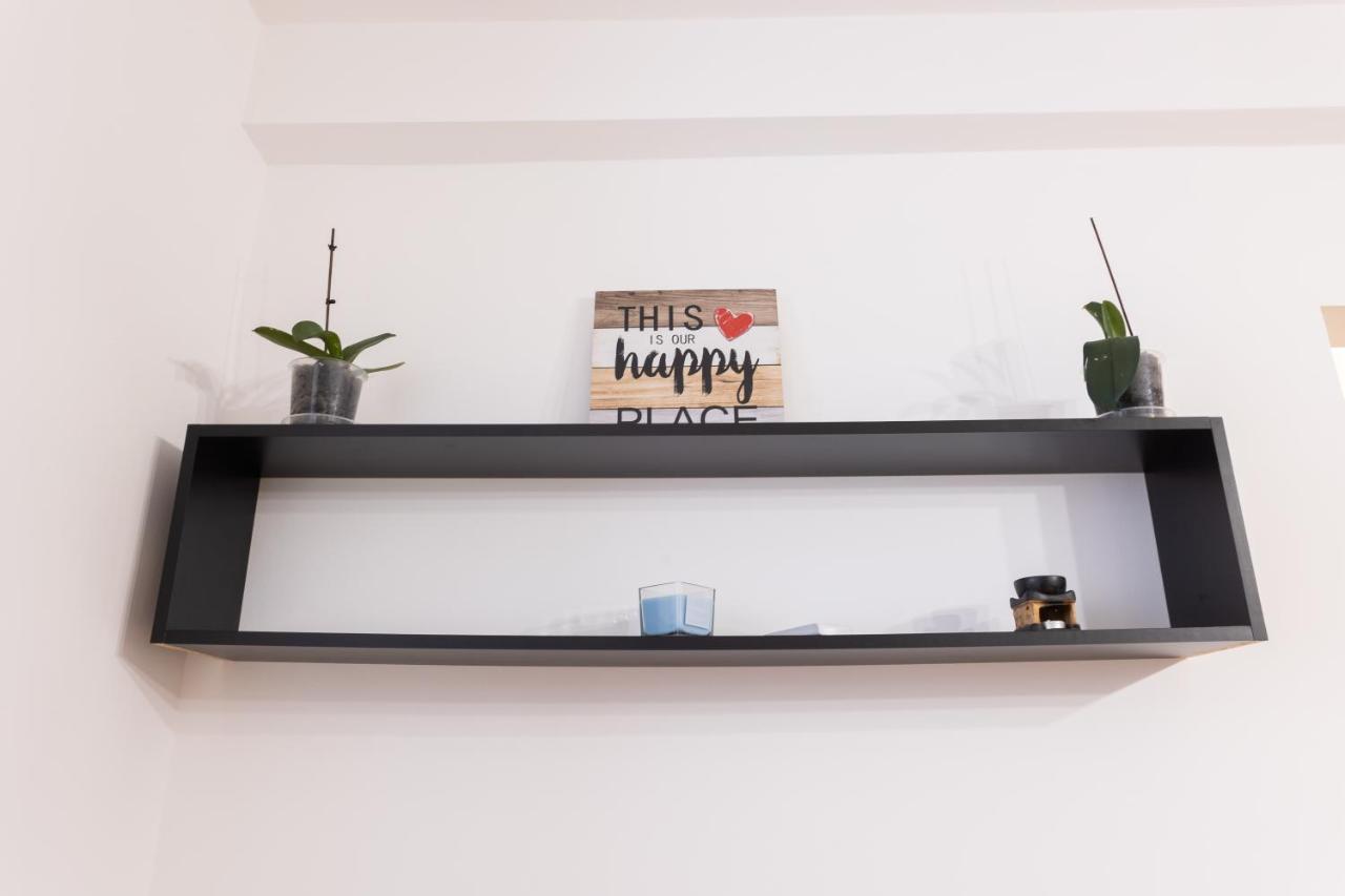 Central Apartment Târgu-Mureş Екстериор снимка